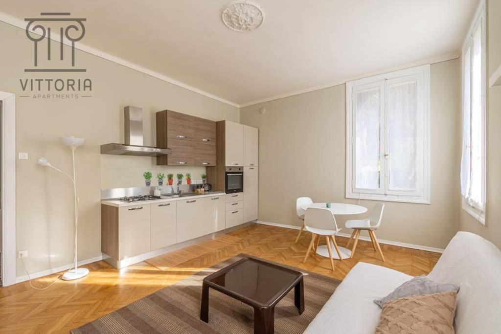 Vittoria Apartments: Viale Dante Vicenza Esterno foto
